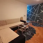 Luxury Apartment, Stup, Apartment *