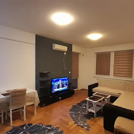 Apartman Luxury Apartment, Stup, Near Airport Sarajevo