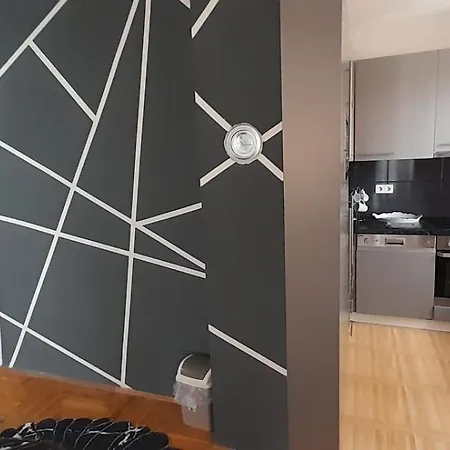 Luxury Neom Apartment, Stup,
