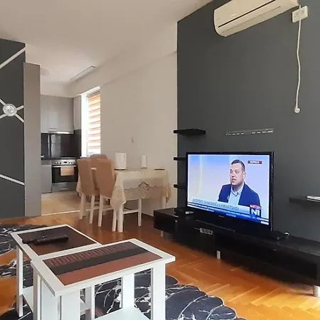 Apartmán Luxury Apartment, Stup,