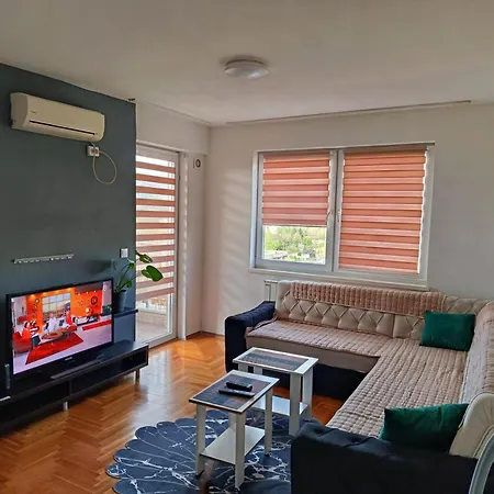 Apartman Luxury Apartment, Stup, Near Airport Sarajevo